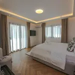 Murati View 호텔